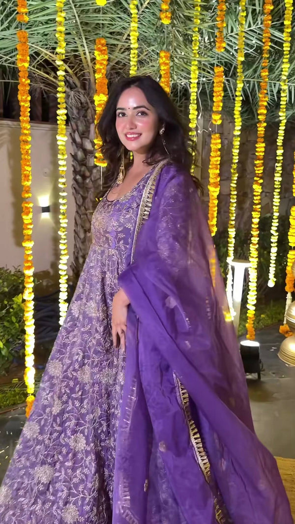 Elegance in Purple: A Festive Delight